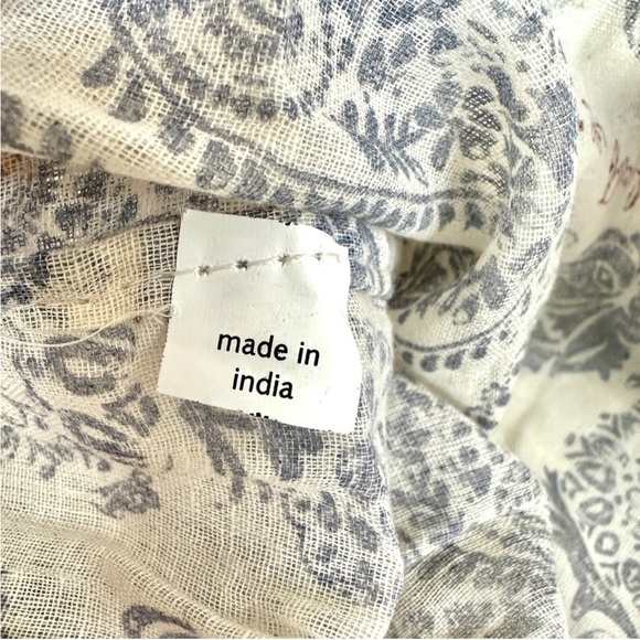 FREE PEOPLE Paisley Shoulder Bag Lavender White NEW - Picture 3 of 8